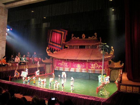 1200px-thang_long_water_puppet_theatre2
